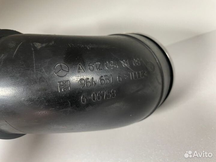 Патрубок Mercedes W163 OM 612.963 2.7л Дизель