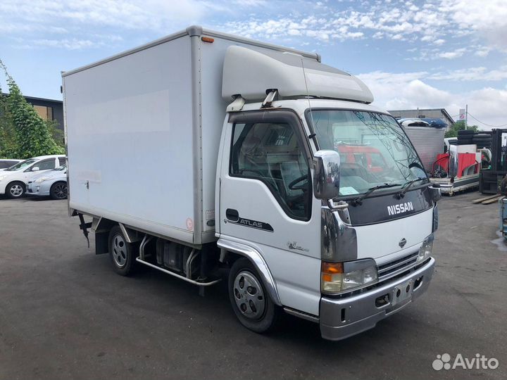 Облицовка хром Nissan Atlas 4HG1 (реснички, решетка радиатора, дефлекторы, стойки зеркала)