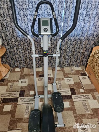 Эллиптический тренажер
