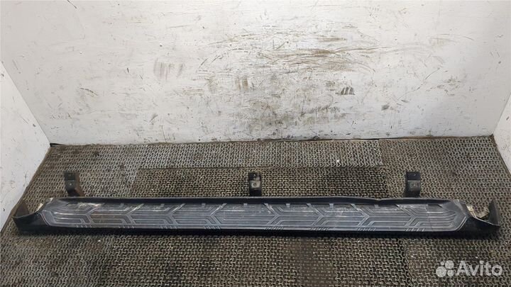 Подножка Infiniti QX56, 2012