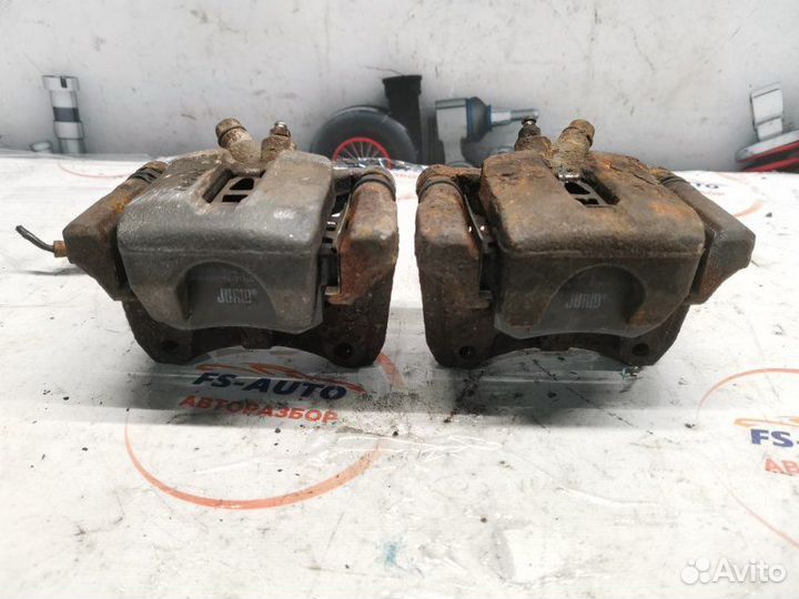 Суппорт тормозной задний Suzuki Sx4 1.6 M16A 2012