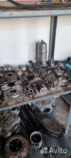 Запчасти на газон 53 бу. Головки,поршневая,вал