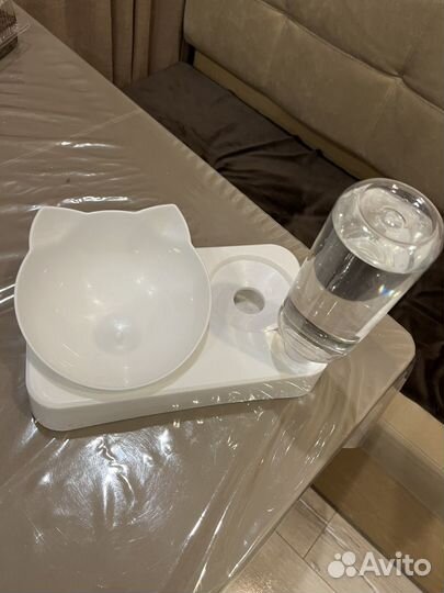 Миска для корма