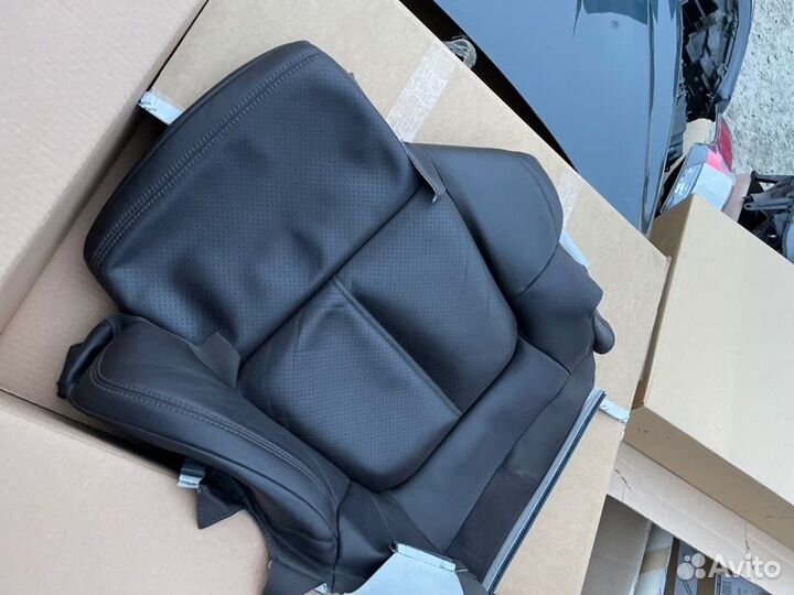 Обивка сиденья Porsche Macan