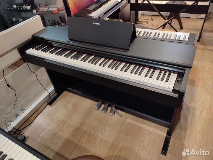 Цифровое пианино Yamaha YDP-105 (Новое)