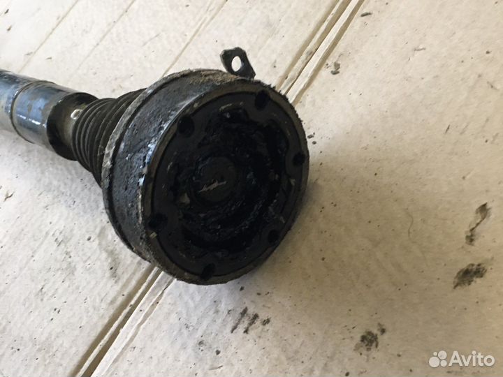 Привод передний правый Skoda Octavia A5 (3317)