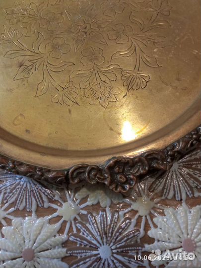 Серебряный поднос