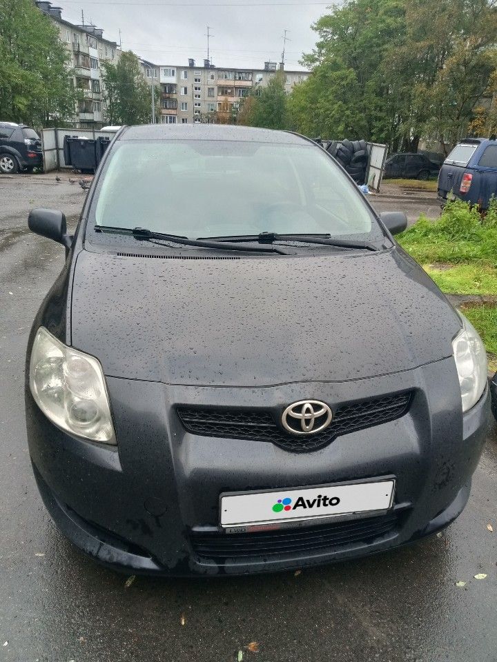 Toyota Auris: фото владельца