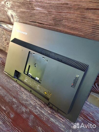 Монитор Lenovo T2254pC