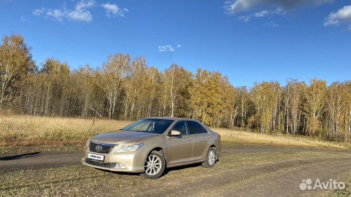 Toyota Camry 2.5 AT, 2013, 234 569 км