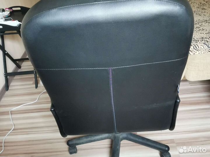 Компьютерное кресло