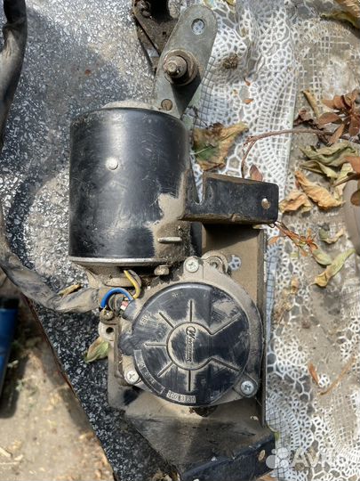 Трапеция дворников с мотором волга 31105