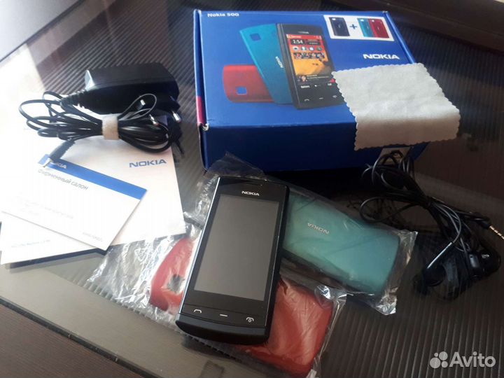 Nokia 500, 2 ГБ