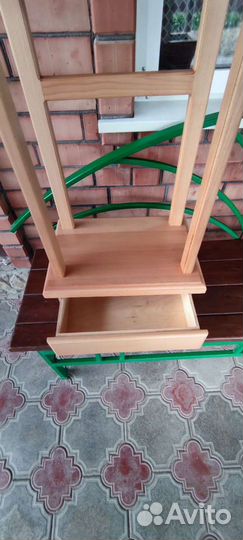 Вешалка напольная деревянная из бука. Торг уместен