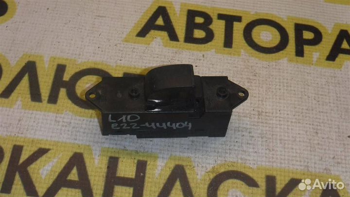 Кнопка стеклоподъемника Mitsubishi Lancer 9 (CS)