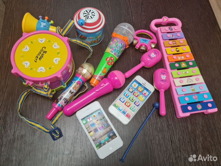 Набор игрушечных музыкальных инструментов