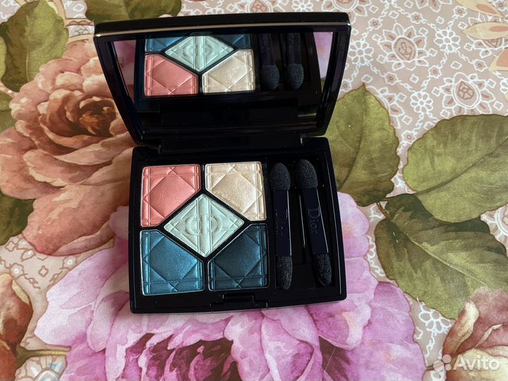 Тени для век Dior