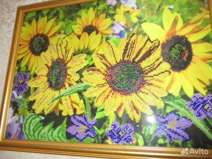 Картина вышитая бисером 