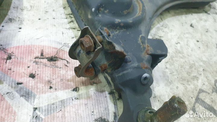 Рычаги нижние SportLine на Mercedes W124