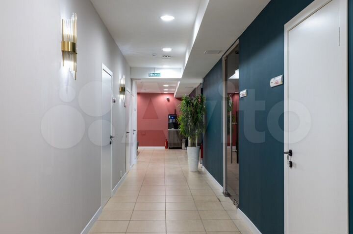 Новый офис с мебелью все включено,12 м²