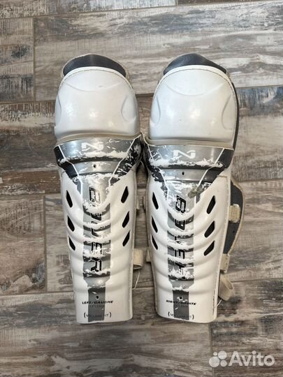 Хоккейная форма щитки на ноги bauer 13 размер
