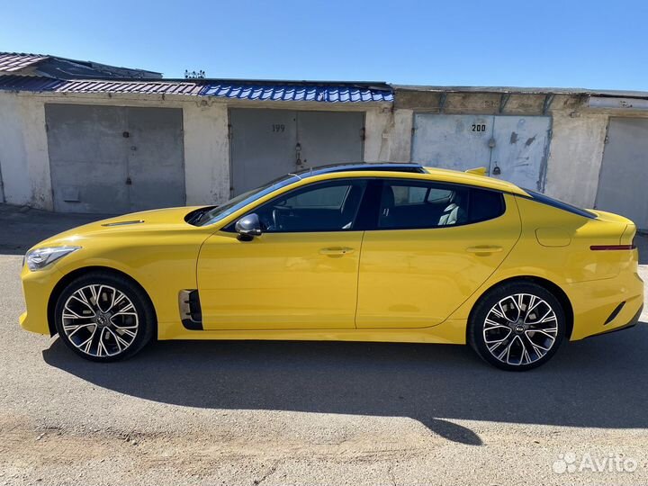 Kia Stinger 2.0 AT, 2018, 94 000 км