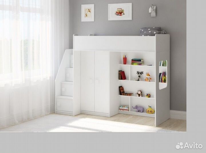 Кровать чердак с безопасной лесенкой комодом