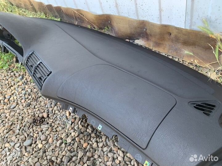 Торпедо панель парприз Bmw 5 Седан Iv 530 D М57