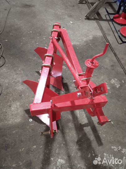 Плуг УРАЛЕЦ 1L-220, 2023