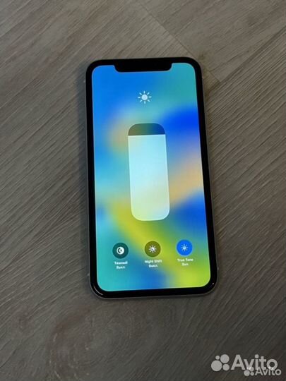 iPhone Xr, 128 ГБ