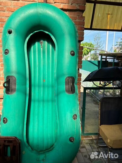 Лодка весёльная нырок-4