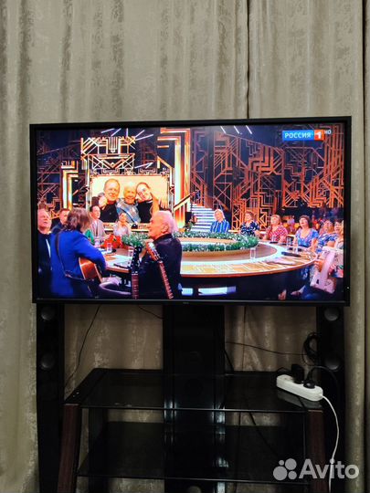 Телевизор NEC 46