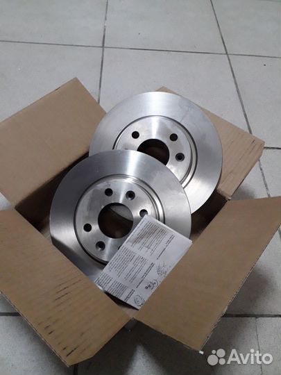 Диски тормозные передние Рено Логан Сандеро Ларгус