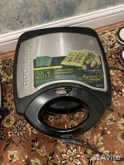 Утюг braun и мультипекарь redmond на запчасти