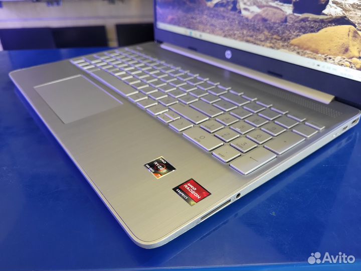 Ноутбук HP 15s FHD IPS Ryzen 7 5700 16GB 512GB SSD