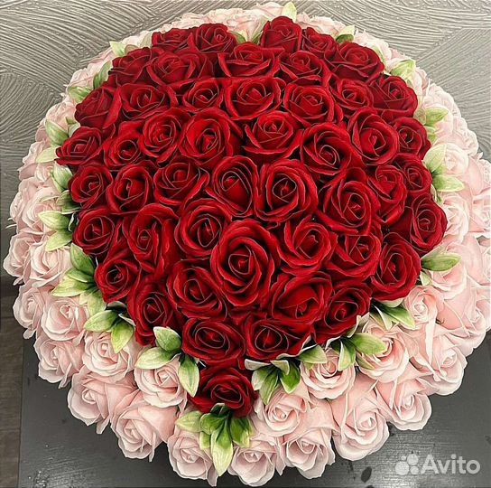 Букет цветов из 51, 55, 101 розы