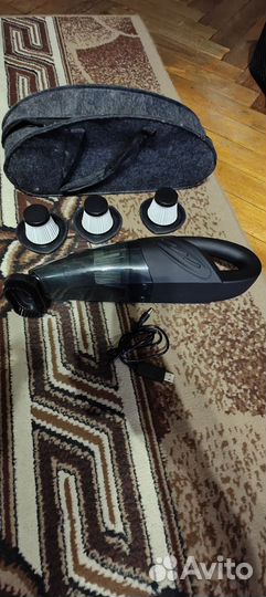 Аккумуляторный пылесос