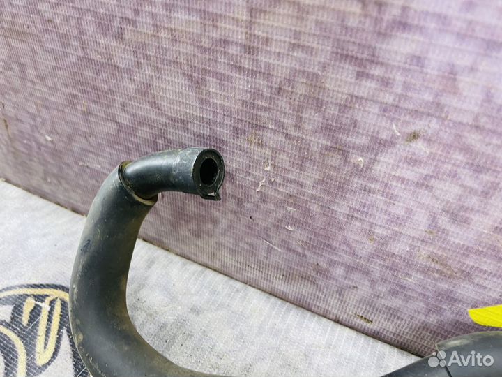 Шланг вентиляции картерных газов Nissan Juke F15