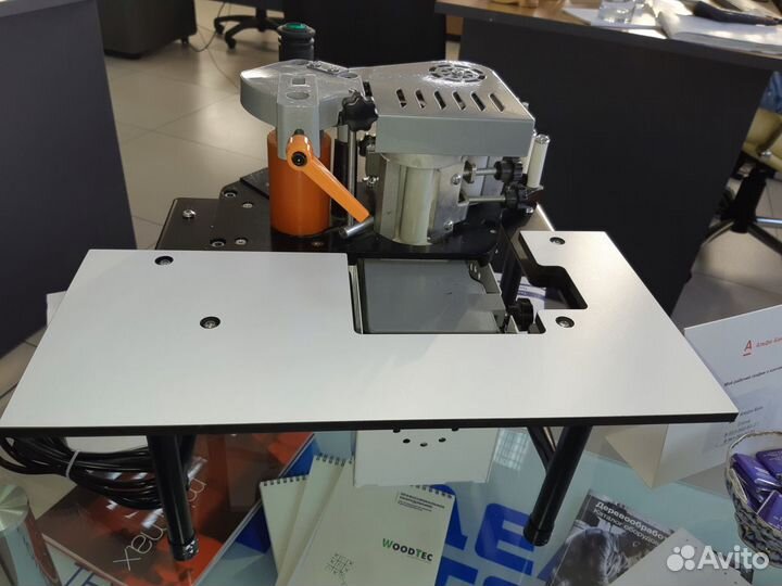 Кромкооблицовочный станок DM-100