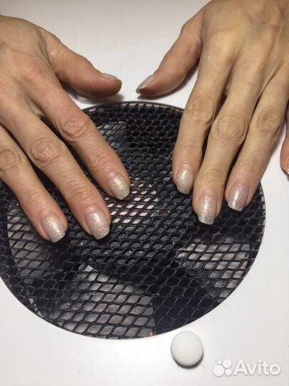 Маникюр,шеллак и педикюр