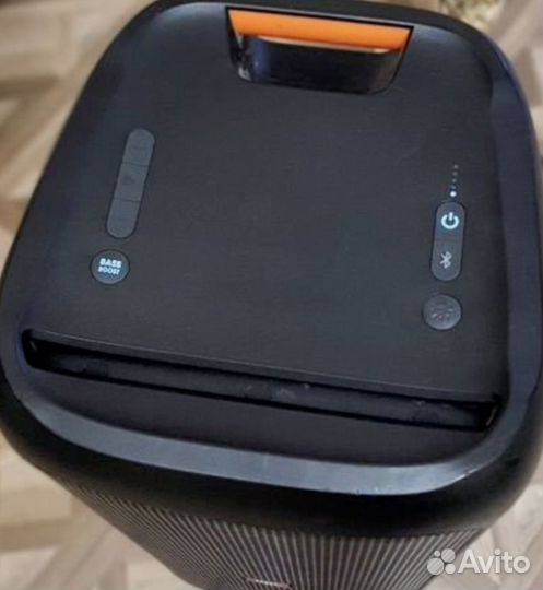 Акустические колонки jbl