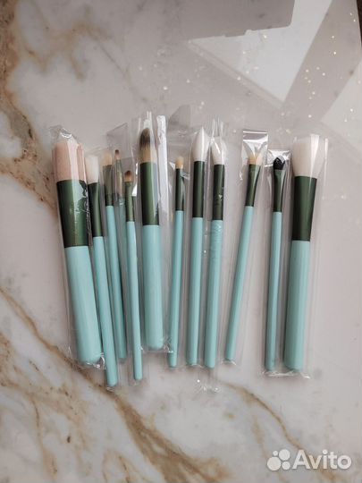 Новый набор кистей для макияжа