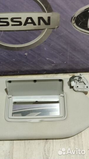 Козырек солнцезащитный infiniti QX60 Прав