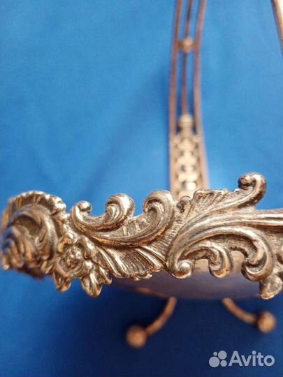 Антикварная вазочка