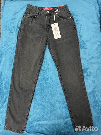 Джинсы твое