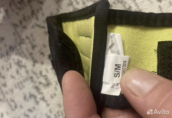 Перчатки для смешанных единоборств