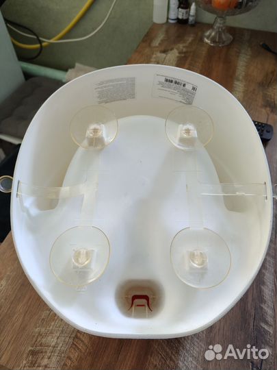 Стульчик для купания в ванной на присосках