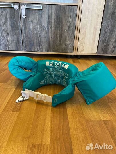 Жилет для плавания