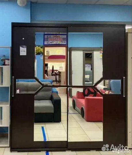 Шкаф купе вместительный