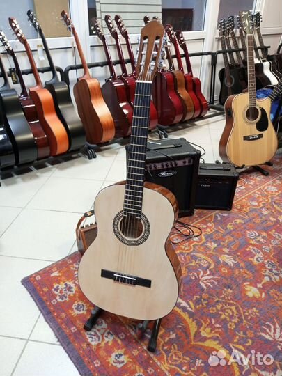 Гитара классика Martinez c-91/N